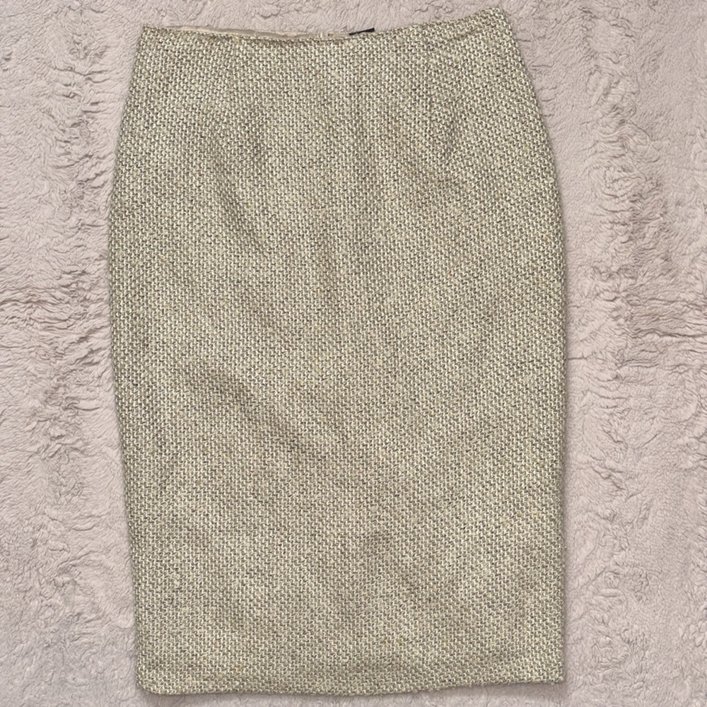 New York & Company size 2 skirt